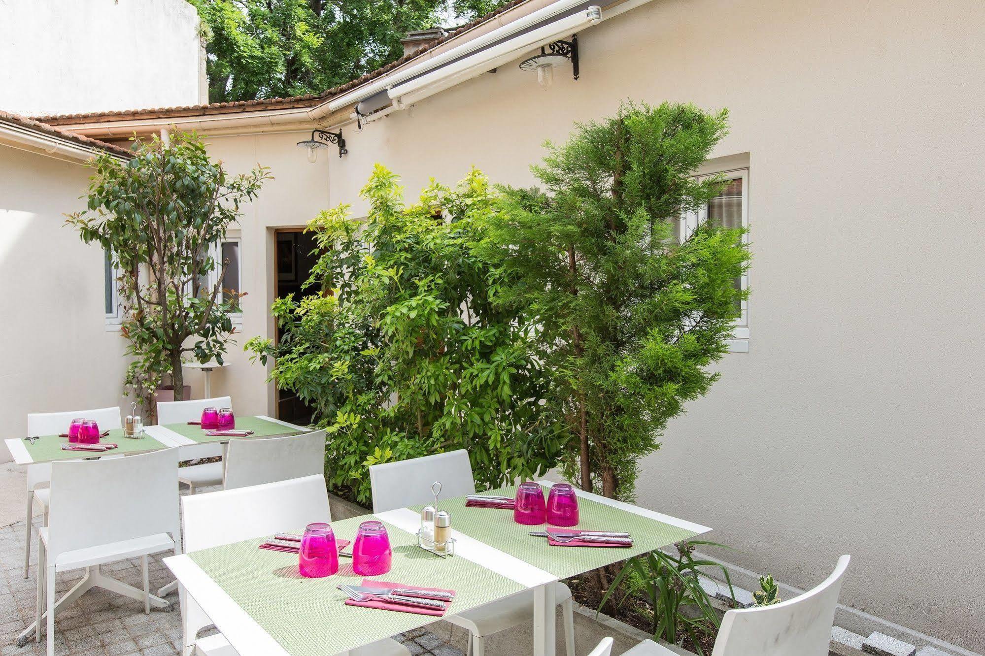 Le Figuier Hotel Ivry-sur-Seine Exterior photo